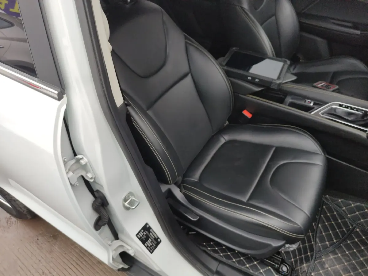 2021 BeiJing Auto X3 1.5T 150HP L4 CVT,autocango,china used car exporter,china ev exporter,chinese used car exporter,chinese used ev exporter