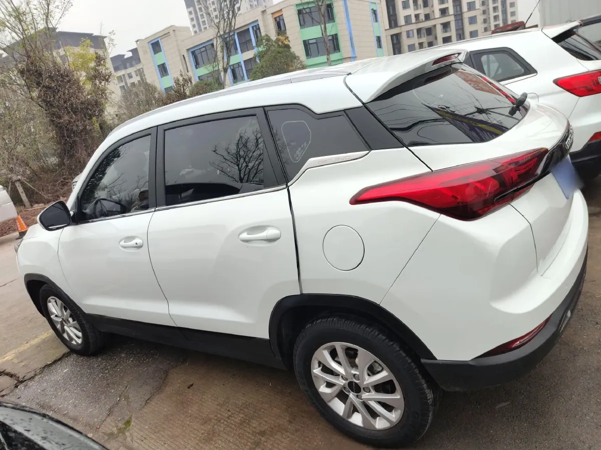2021 BeiJing Auto X3 1.5T 150HP L4 CVT,autocango,china used car exporter,china ev exporter,chinese used car exporter,chinese used ev exporter
