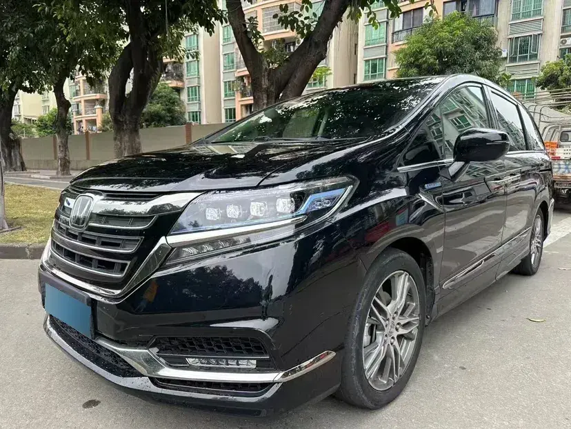 2021 Honda Odyssey 2.0L 146HP L4 E-CVT Hybrid