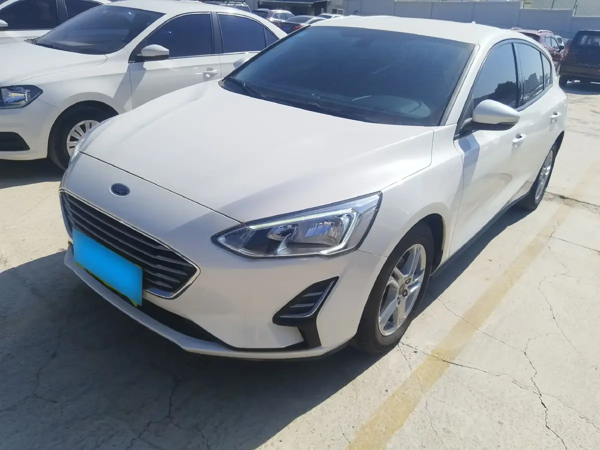 2019 Ford Focus 1.5L 122HP L3 6AT