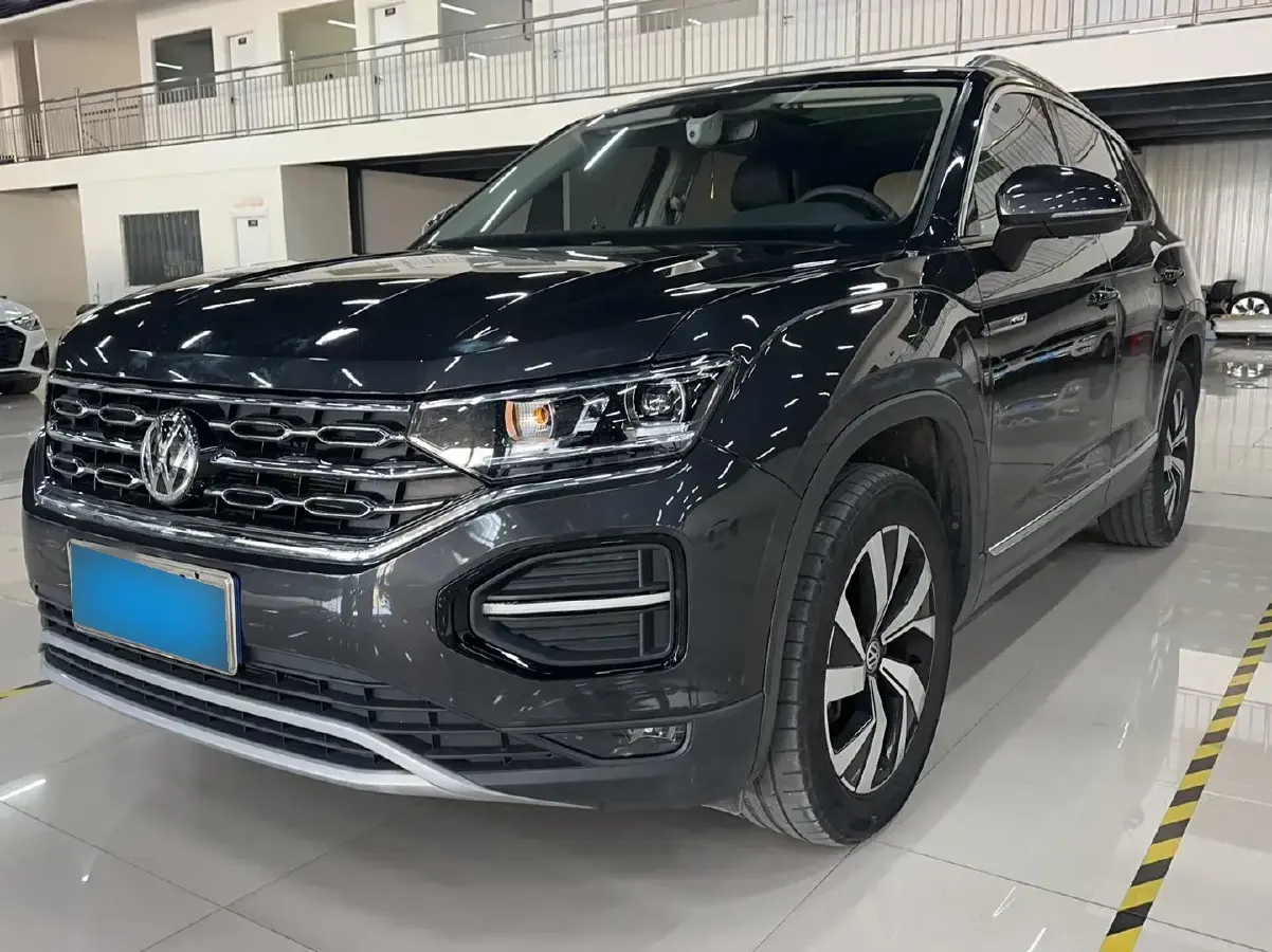 2020 Volkswagen Tayron 2.0T 186HP L4 7DCT