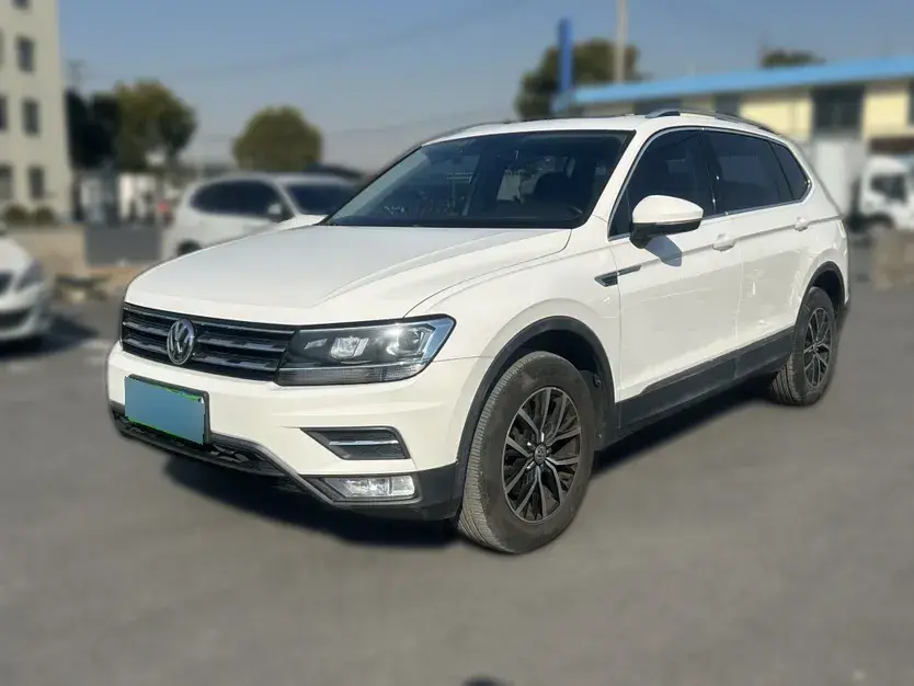 2017 Volkswagen Tiguan L 1.8T 180HP L4 7DCT