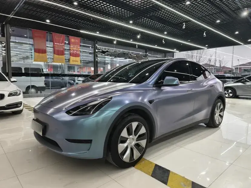 2022 Tesla Model Y BEV 60KWH