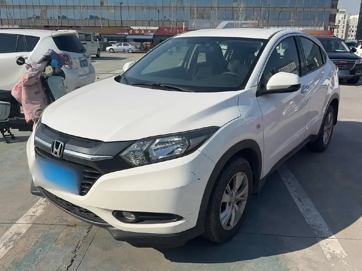 2015 Honda Vezel 1.8L 136HP L4 CVT