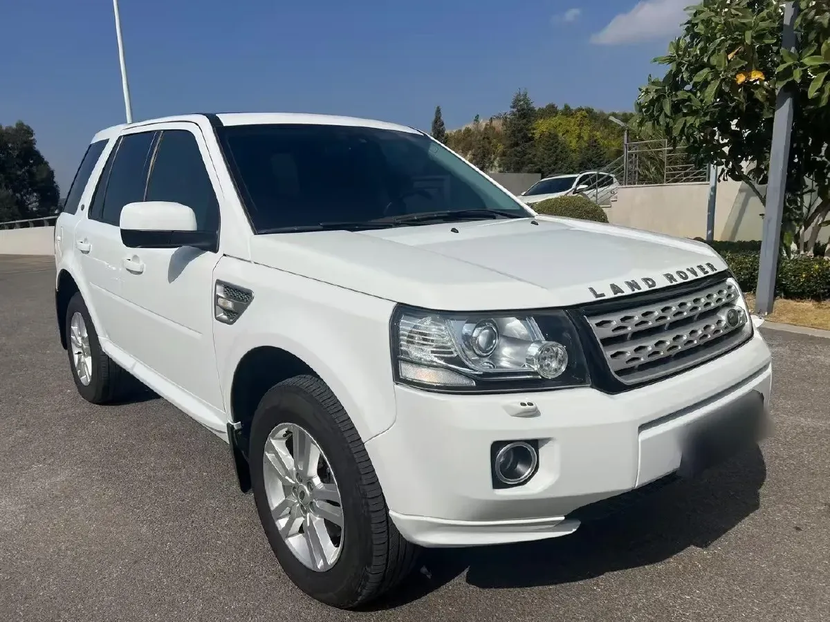 2014 Land Rover Freelander 2 2.0T 240HP L4 6AT,autocango,china used car exporter,china ev exporter,chinese used car exporter,chinese used ev exporter