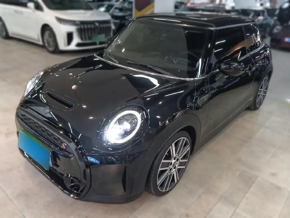 2023 MINI MINI 2.0T 192HP L4 7DCT