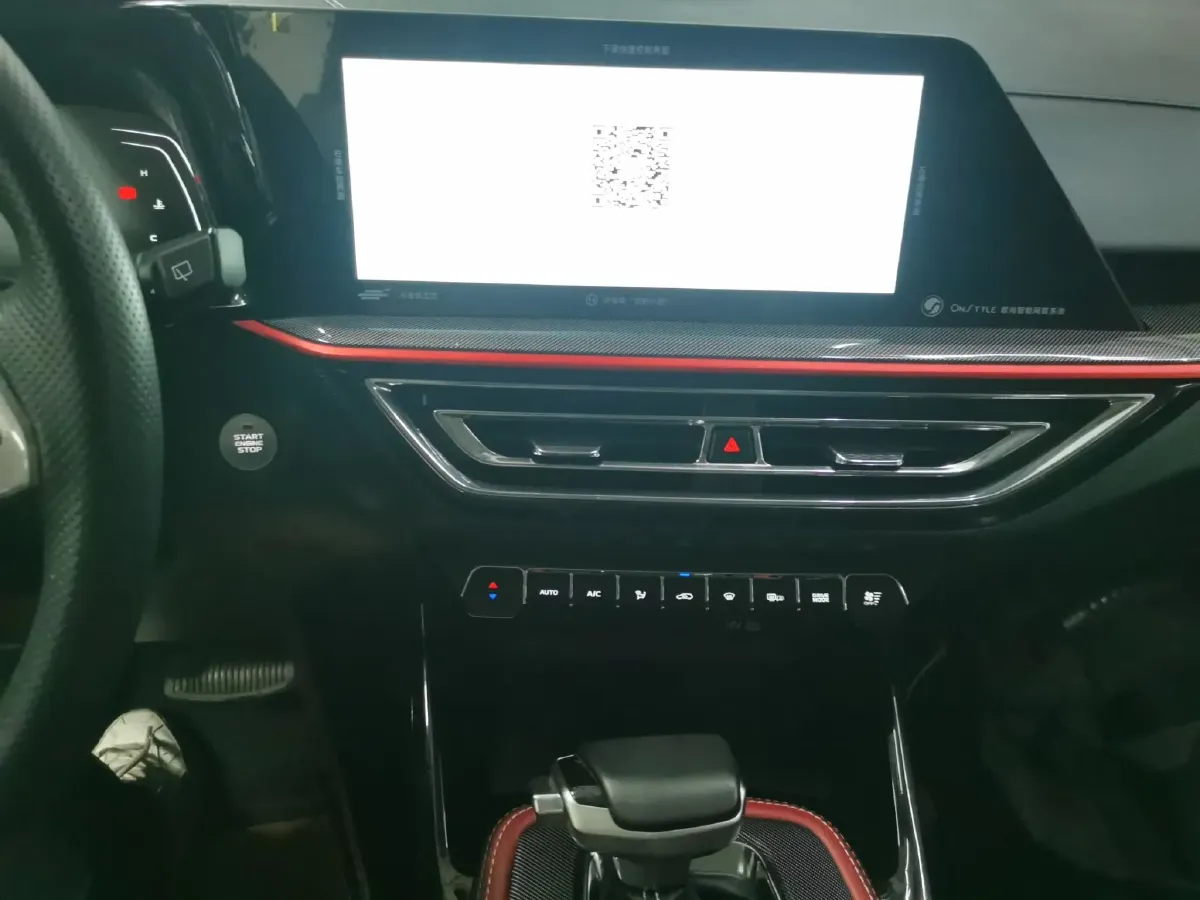 2021 ChangAn Oshan X5 1.5T 180HP L4 7DCT,autocango,china used car exporter,china ev exporter,chinese used car exporter,chinese used ev exporter