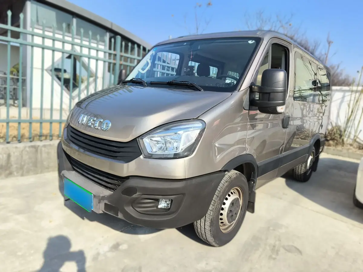 2020 Iveco OuSheng 2.3T 129HP L4 5MT