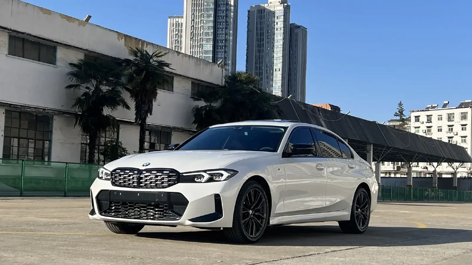 2023 BMW 3 Series 2.0T 184HP L4 8AT