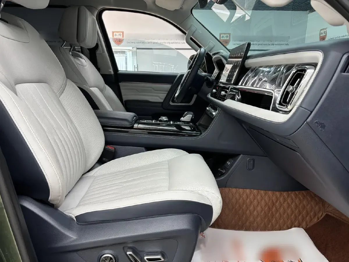 2022 BeiJing BJ60 2.0T 267HP L4 8AT,autocango,china used car exporter,china ev exporter,chinese used car exporter,chinese used ev exporter