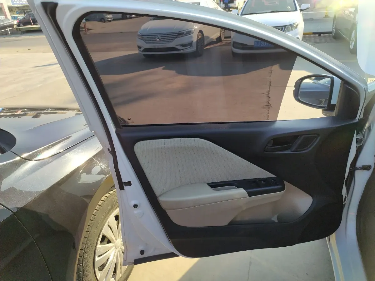 2016 Honda Greiz 1.5L 131HP L4 5MT,autocango,china used car exporter,china ev exporter,chinese used car exporter,chinese used ev exporter