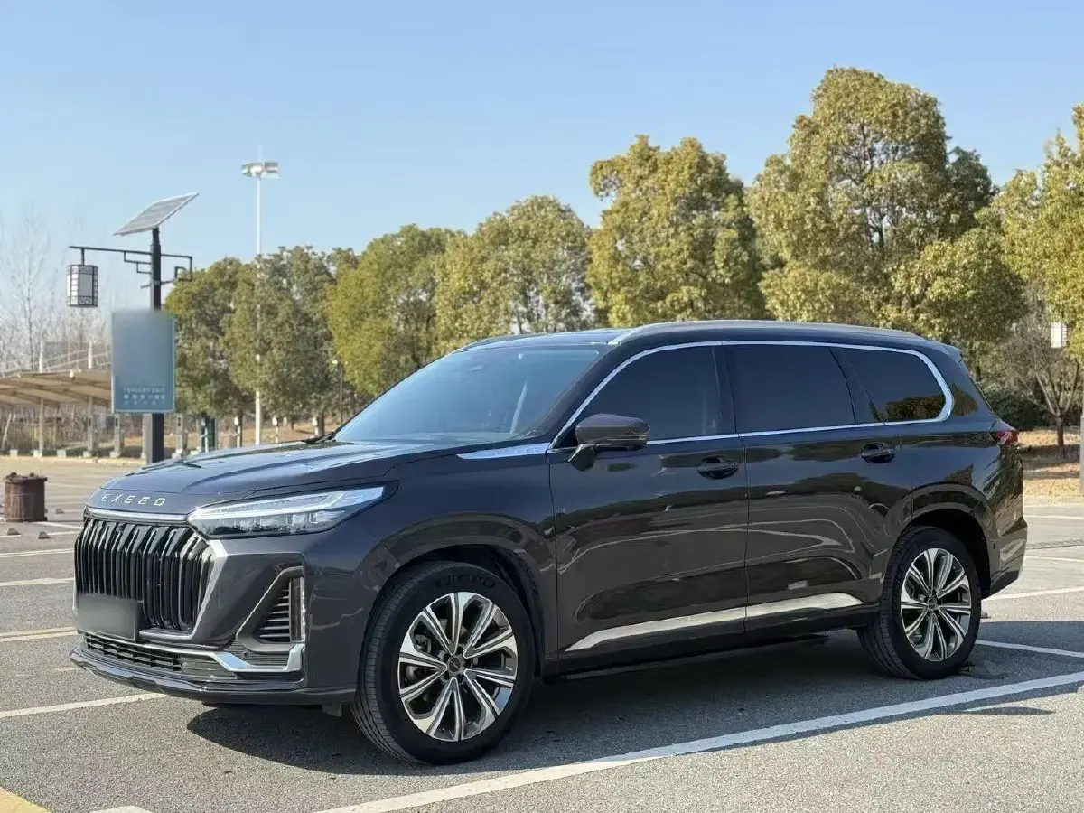 2023 Exceed VX 2.0T 261HP L4 8AT