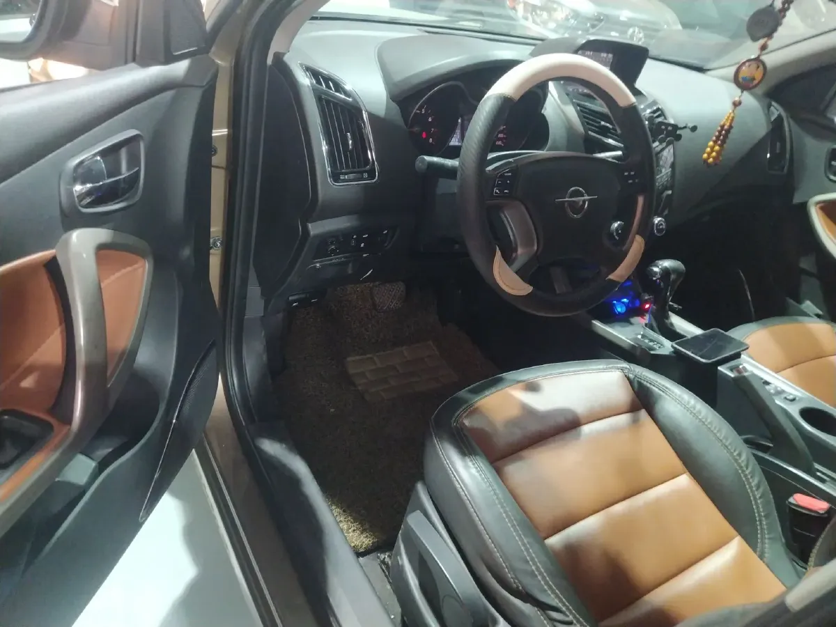 2016 HaiMa S5 1.5T 163HP L4 CVT,autocango,china used car exporter,china ev exporter,chinese used car exporter,chinese used ev exporter