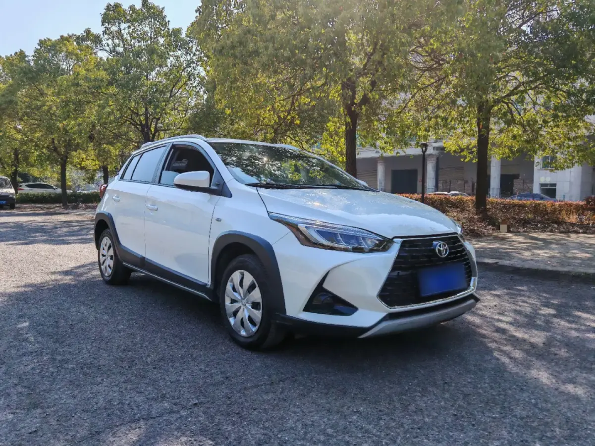 2021 Toyota Yaris L 1.5L 112HP L4 CVT