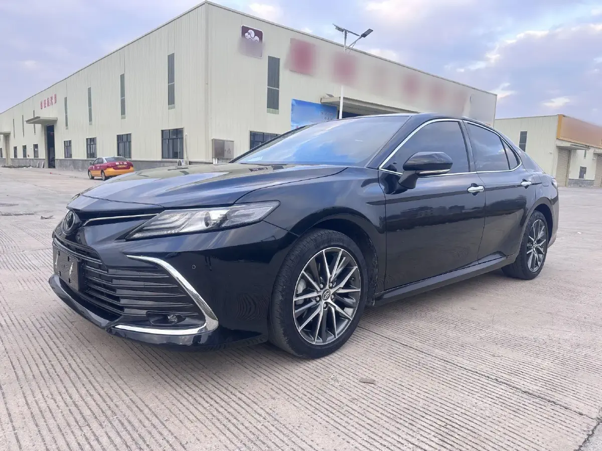 2021 Toyota Camry 2.5L 209HP L4 8AT