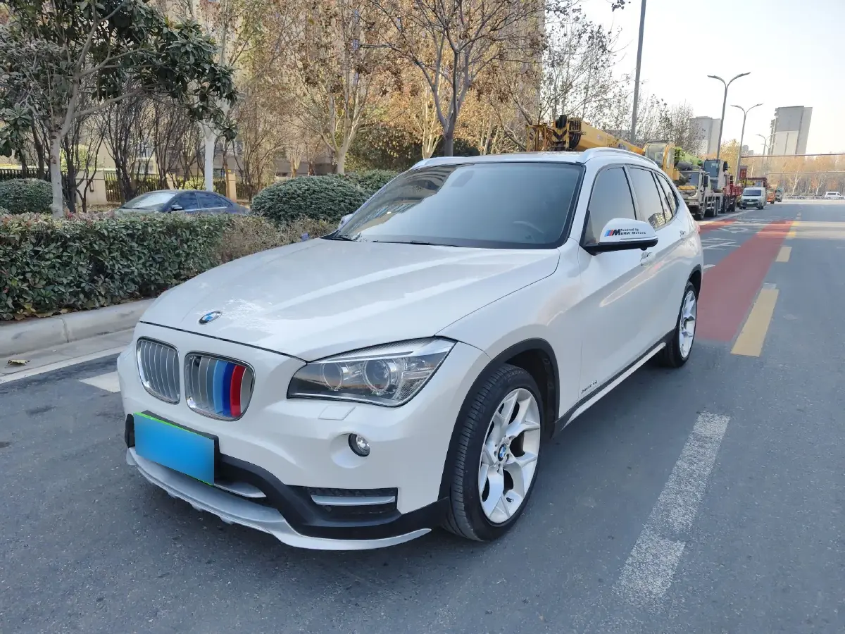 2015 BMW X1 2.0T 184HP L4 8AT