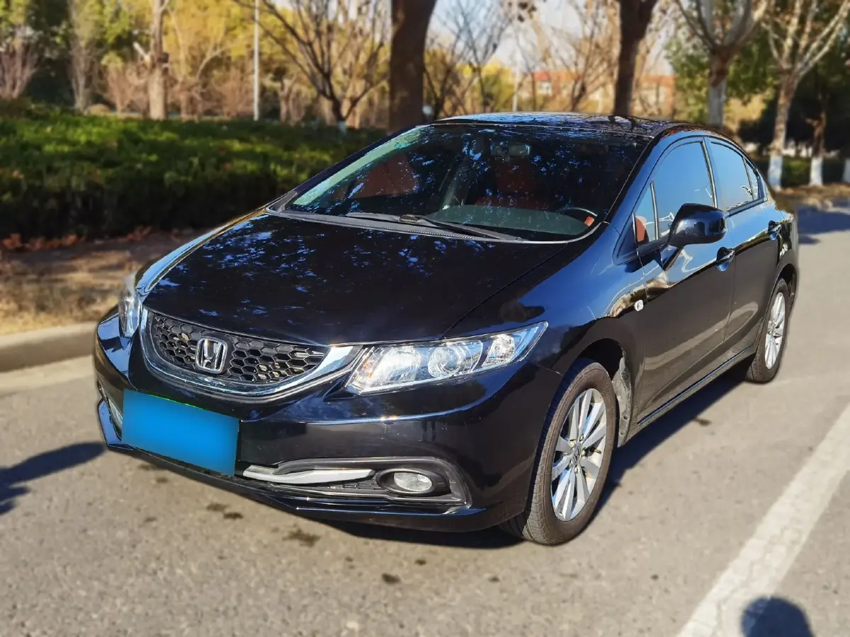 2014 Honda Civic 1.8L 141HP L4 5AT