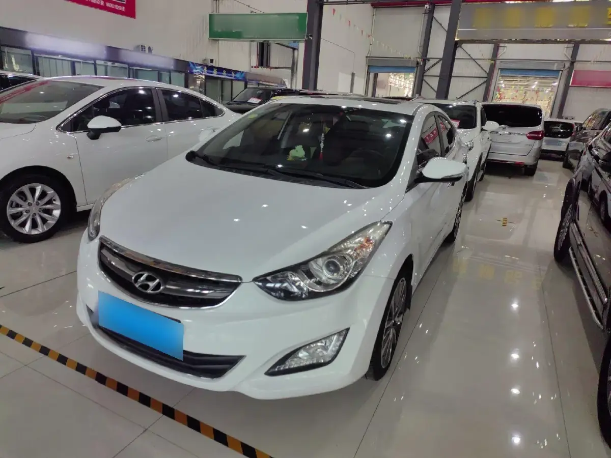 2015 Hyundai Elantra 1.6L 128HP L4 6AT