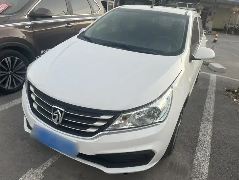 2016 BaoJun 310 1.2L 82HP L4 5MT