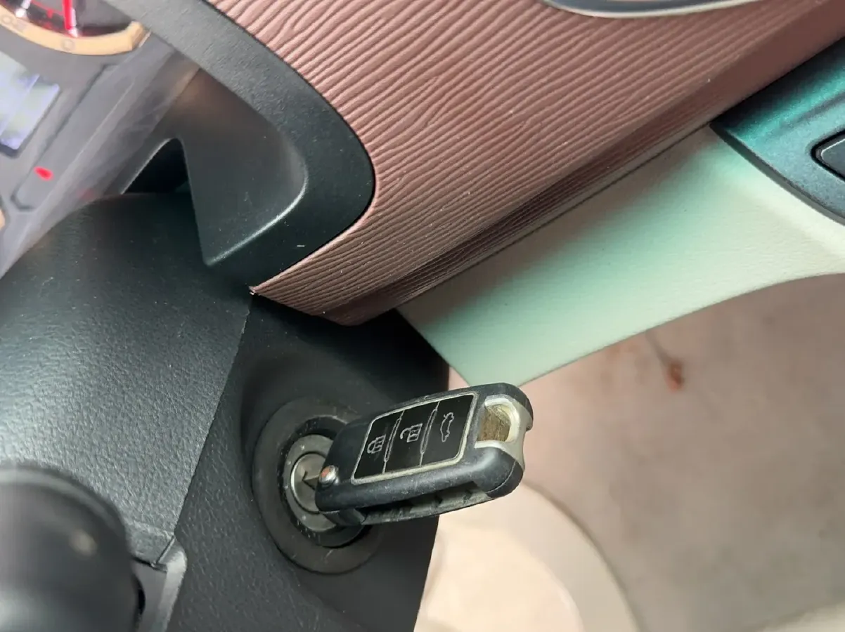 2018 DongFeng Forthing LingZhi 1.6L 122HP L4 5MT,autocango,china used car exporter,china ev exporter,chinese used car exporter,chinese used ev exporter