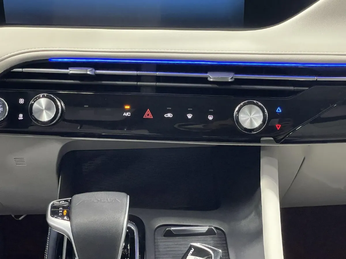 2022 DongFeng Aeolus HaoJi 1.5T 177HP L4 E-CVT Hybrid,autocango,china used car exporter,china ev exporter,chinese used car exporter,chinese used ev exporter