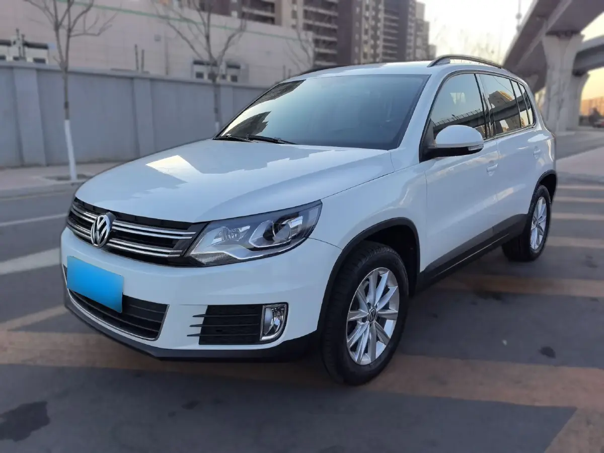 2015 Volkswagen Tiguan 1.8T 160HP L4 6AT