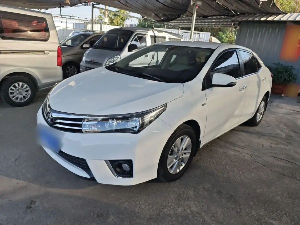 2014 Toyota Corolla 1.6L 122HP L4 CVT