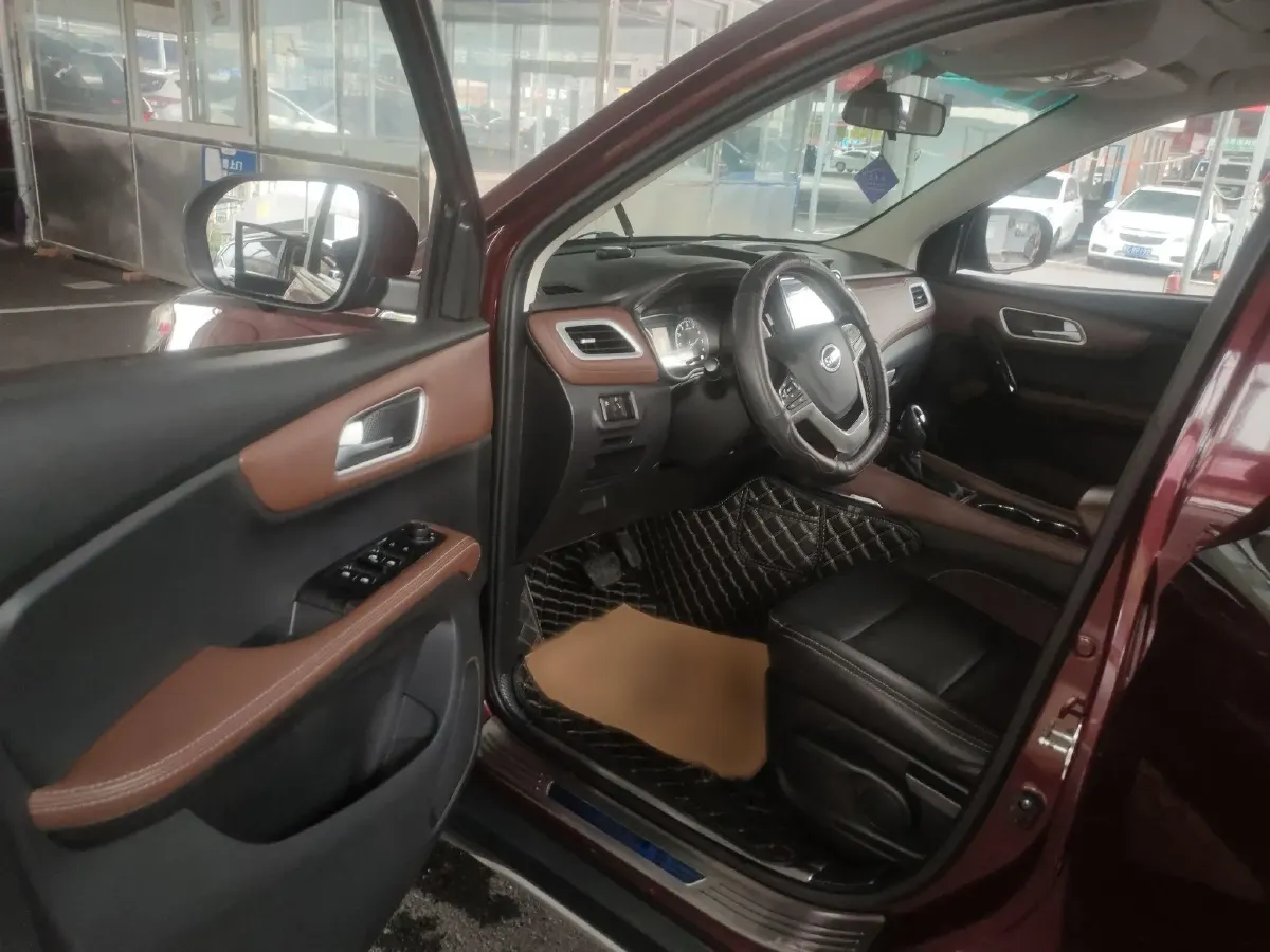 2017 SWM X7 1.5T 156HP L4 6AT,autocango,china used car exporter,china ev exporter,chinese used car exporter,chinese used ev exporter