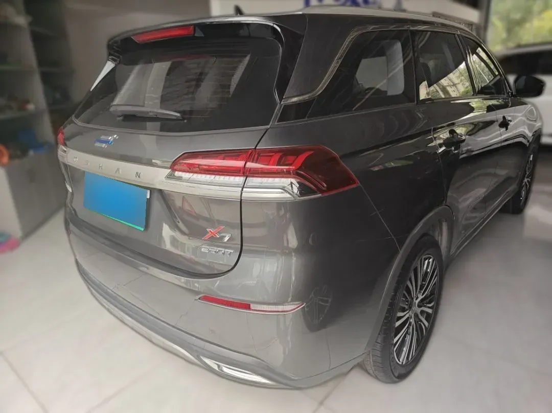 2020 ChangAn Oshan X7 1.5T 178HP L4 7DCT,autocango,china used car exporter,china ev exporter,chinese used car exporter,chinese used ev exporter