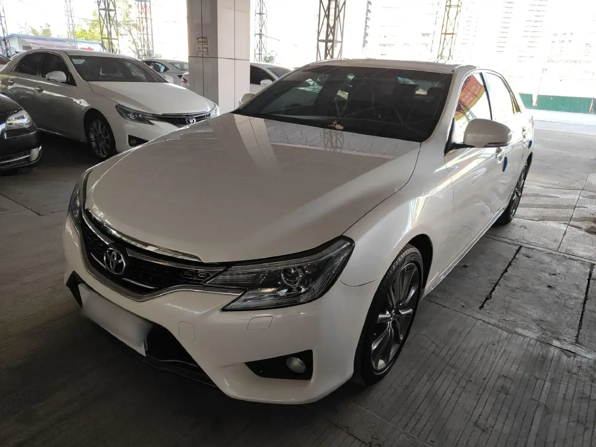 2013 Toyota Reiz 2.5L 193HP V6 6AT