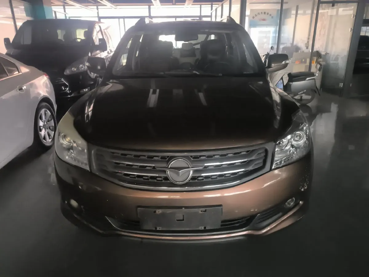 2013 HaiMa S7 2.0L 150HP L4 5MT,autocango,china used car exporter,china ev exporter,chinese used car exporter,chinese used ev exporter