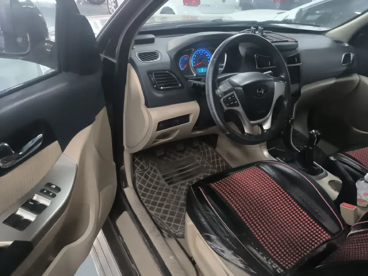 2013 HaiMa S7 2.0L 150HP L4 5MT,autocango,china used car exporter,china ev exporter,chinese used car exporter,chinese used ev exporter