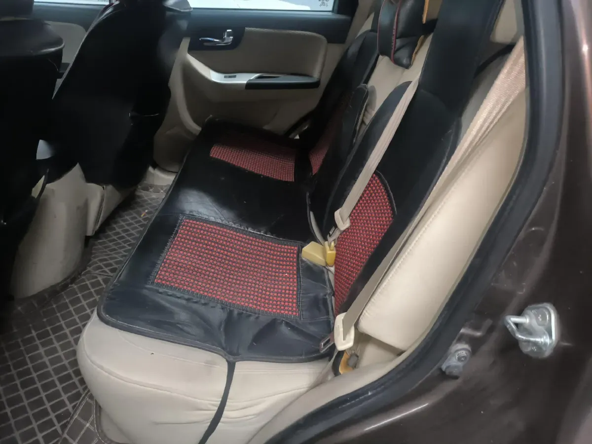 2013 HaiMa S7 2.0L 150HP L4 5MT,autocango,china used car exporter,china ev exporter,chinese used car exporter,chinese used ev exporter