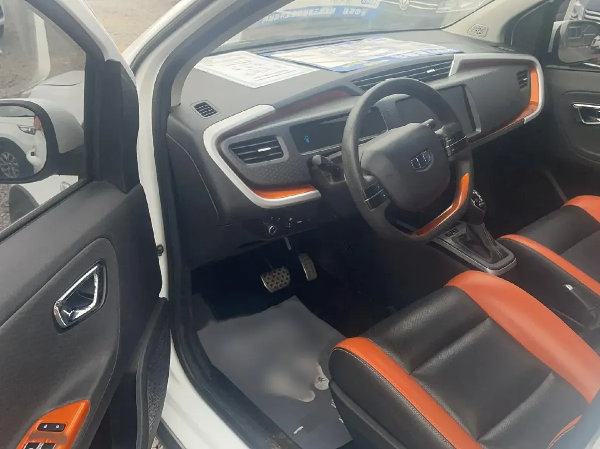 2017 Geely Vision X1 1.3L 88HP L4 4AT,autocango,china used car exporter,china ev exporter,chinese used car exporter,chinese used ev exporter