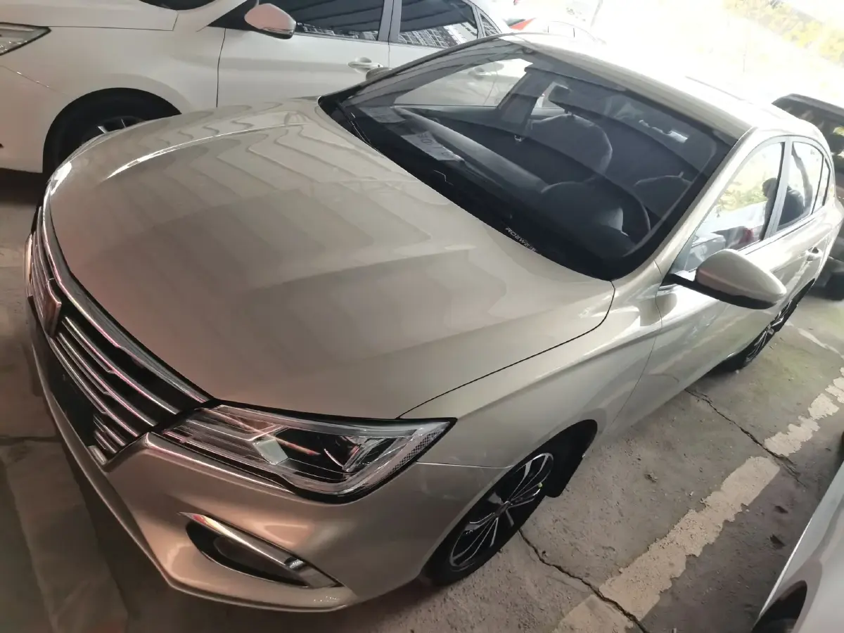 2020 Roewe i5 1.5L 120HP L4 5MT