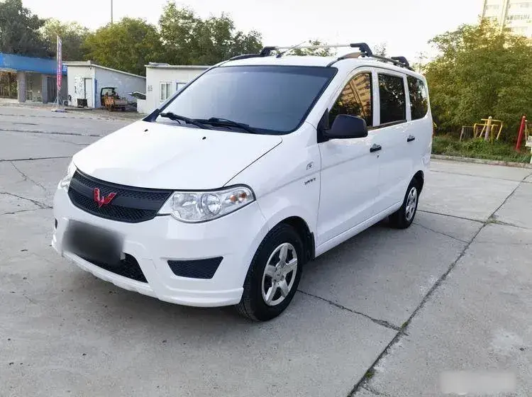 2015 WuLing HongGuang 1.5L 112HP L4 5MT