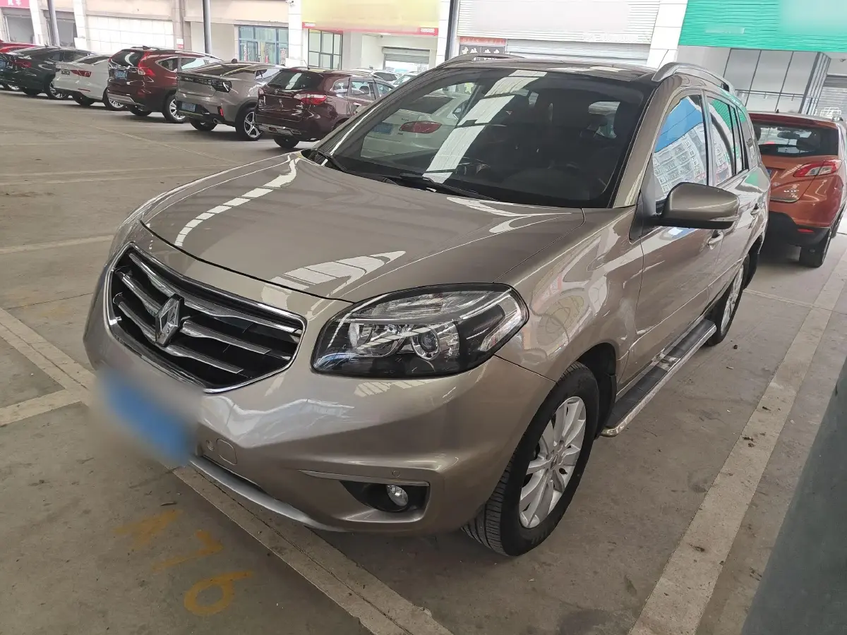 2013 Renault Koleos 2.5L 171HP L4 CVT