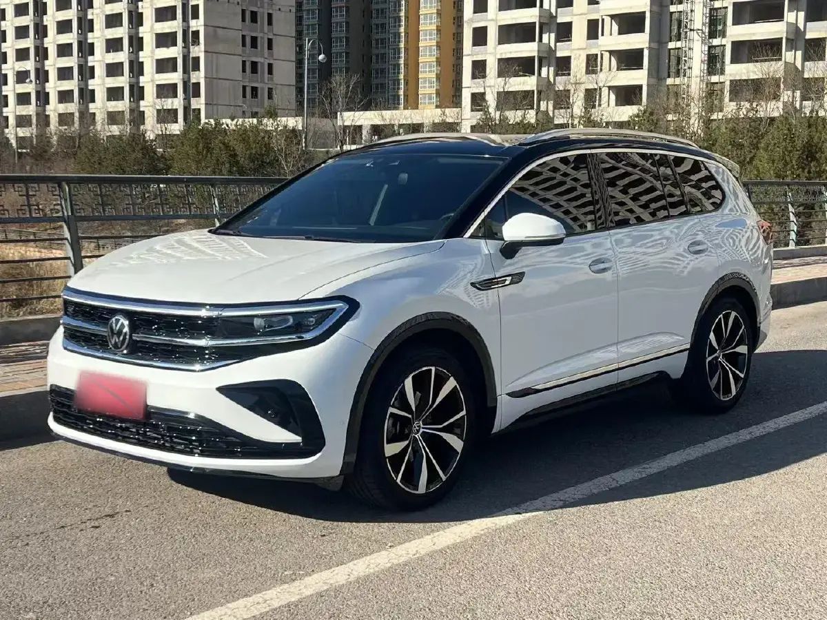 2021 Volkswagen Talagon 2.0T 220HP L4 7DCT