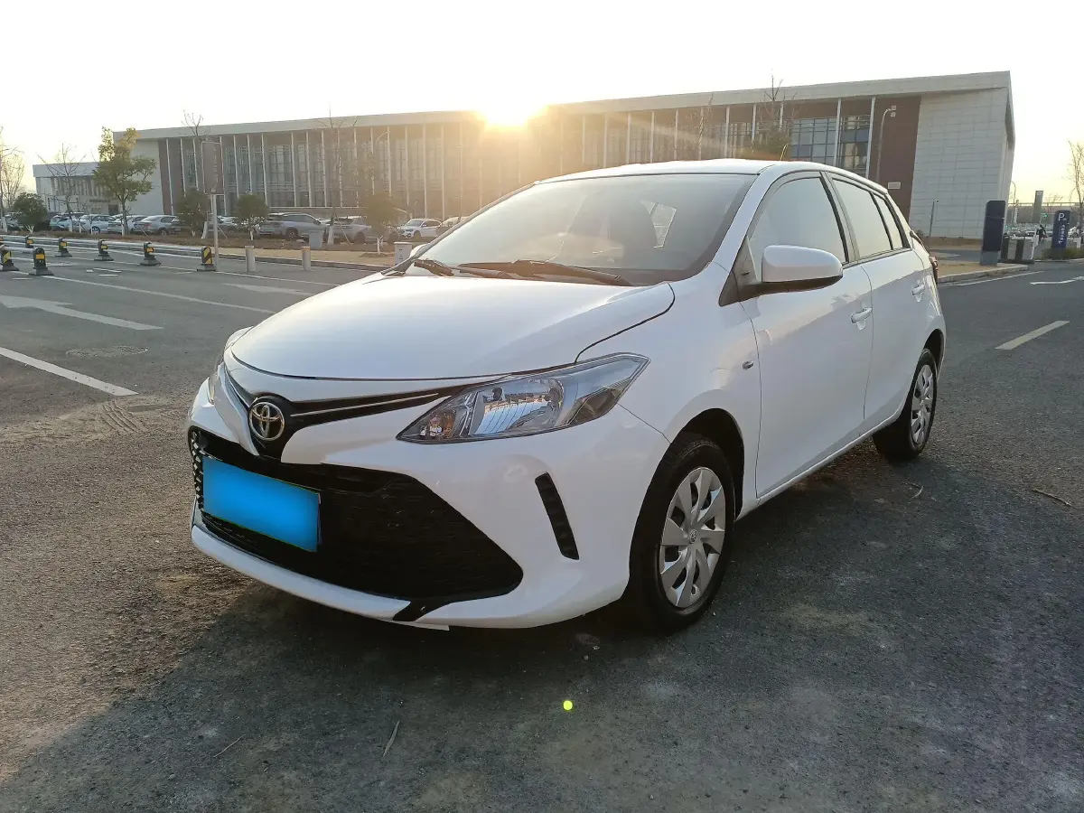 2017 Toyota Vios FS 1.5L 107HP L4 CVT