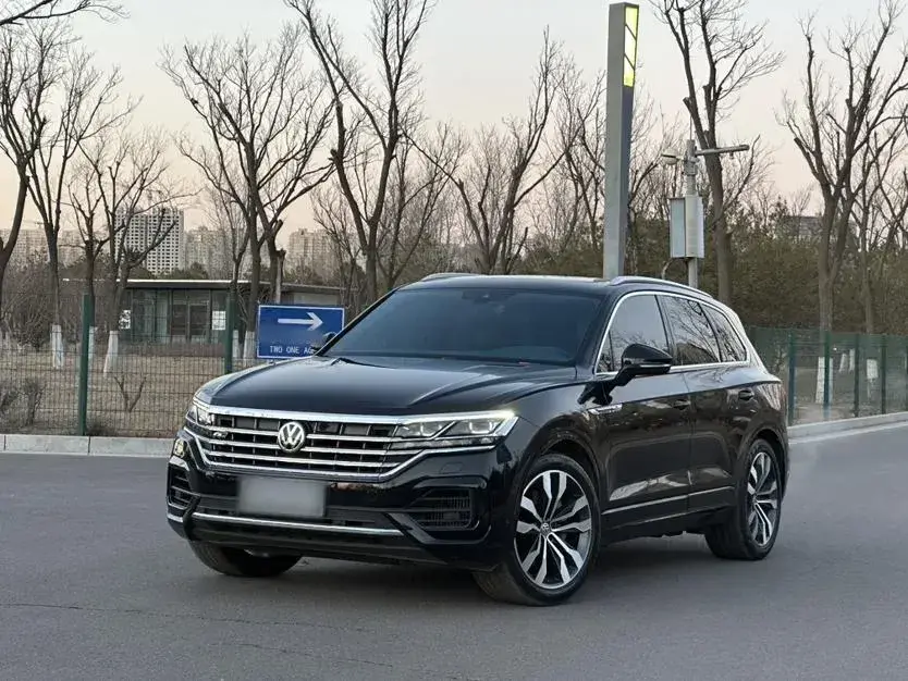 2019 Volkswagen Touareg 3.0T 340HP V6 8AT