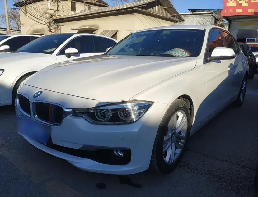 2017 BMW 3 Series 2.0T 184HP L4 8AT
