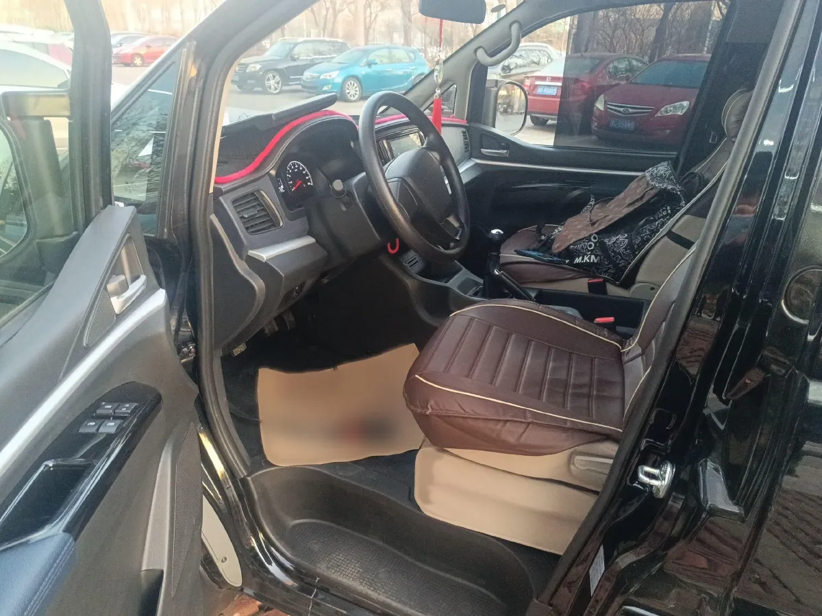 2023 DongFeng Forthing LingZhi 1.6L 116HP L4 5MT,autocango,china used car exporter,china ev exporter,chinese used car exporter,chinese used ev exporter