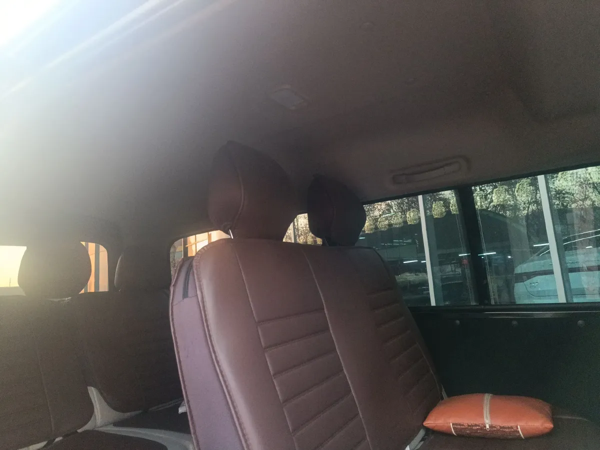 2023 DongFeng Forthing LingZhi 1.6L 116HP L4 5MT,autocango,china used car exporter,china ev exporter,chinese used car exporter,chinese used ev exporter