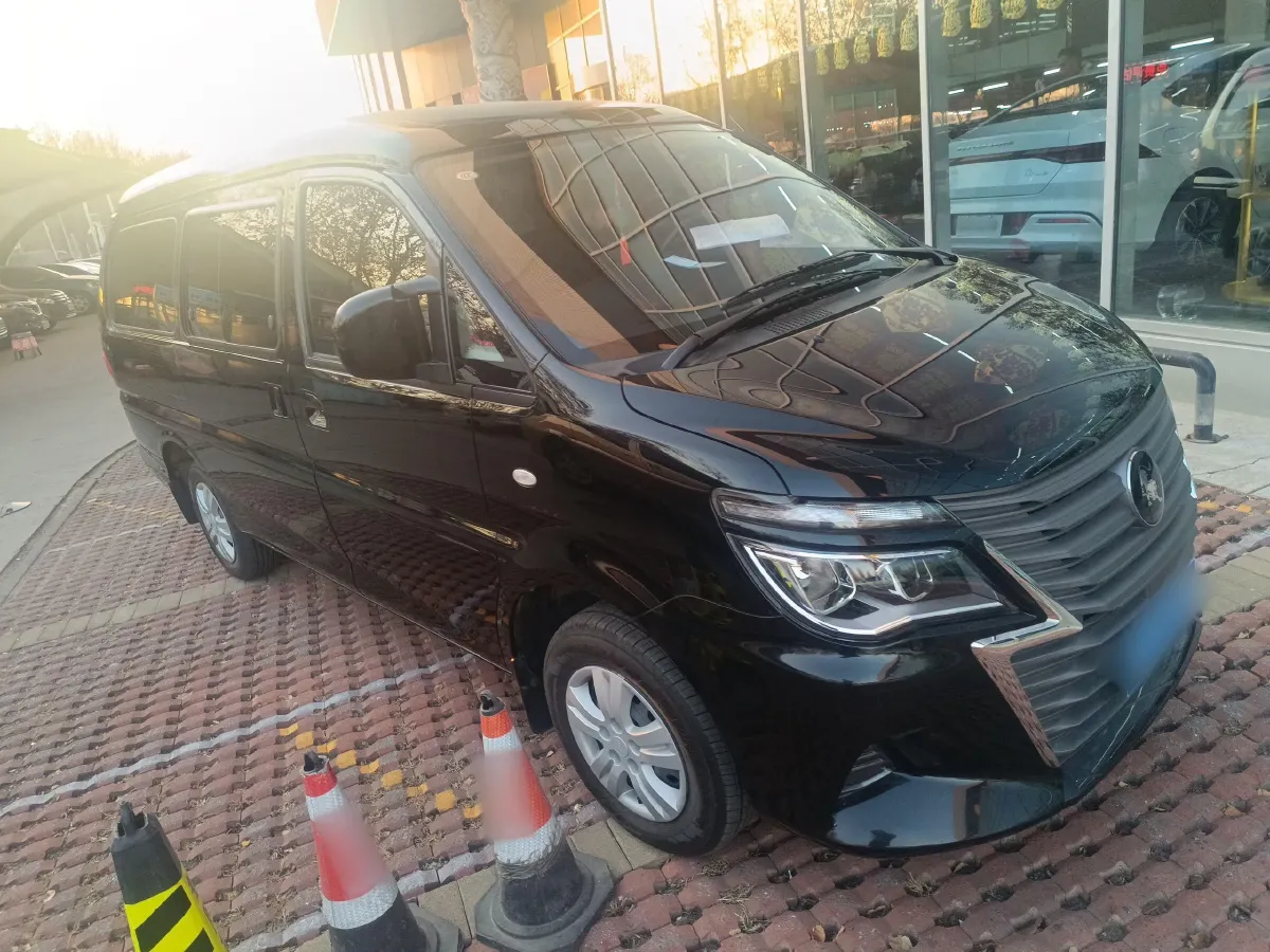 2023 DongFeng Forthing LingZhi 1.6L 116HP L4 5MT,autocango,china used car exporter,china ev exporter,chinese used car exporter,chinese used ev exporter