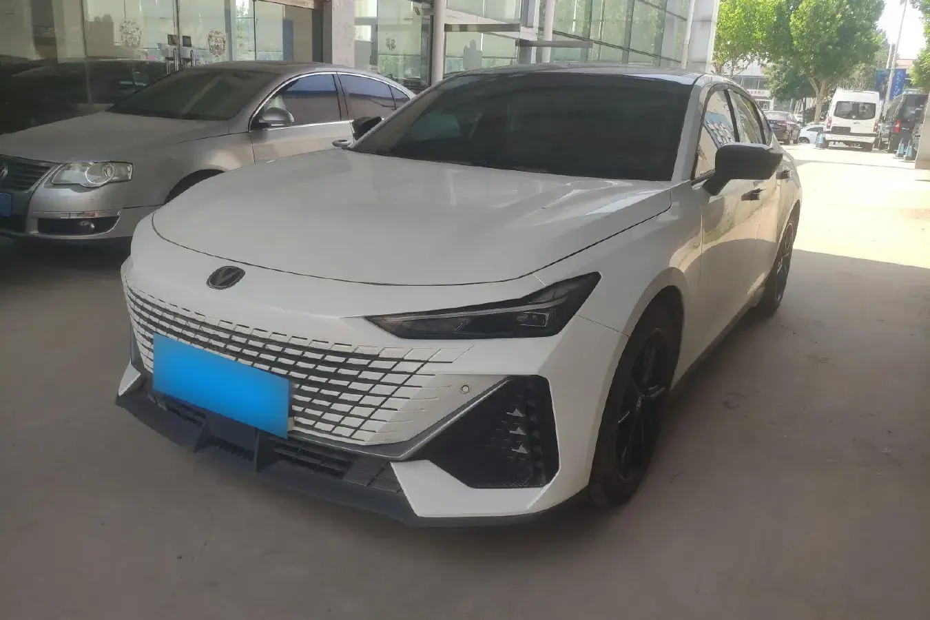 2022 ChangAn UNI-V 1.5T 188HP L4 7DCT