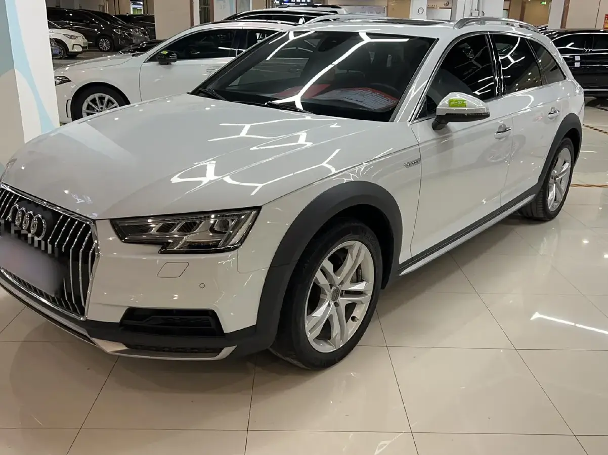 2017 Audi A4 2.0T 252HP L4 7DCT