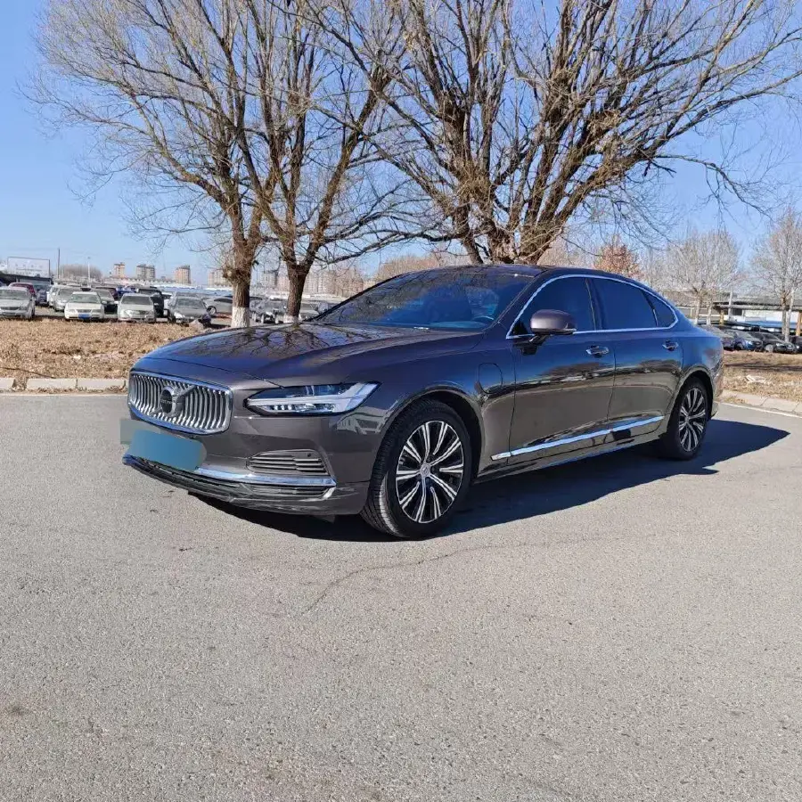 2022 Volvo S90 PHEV 2.0T 303HP L4 8AT PHEV 11.6KWH