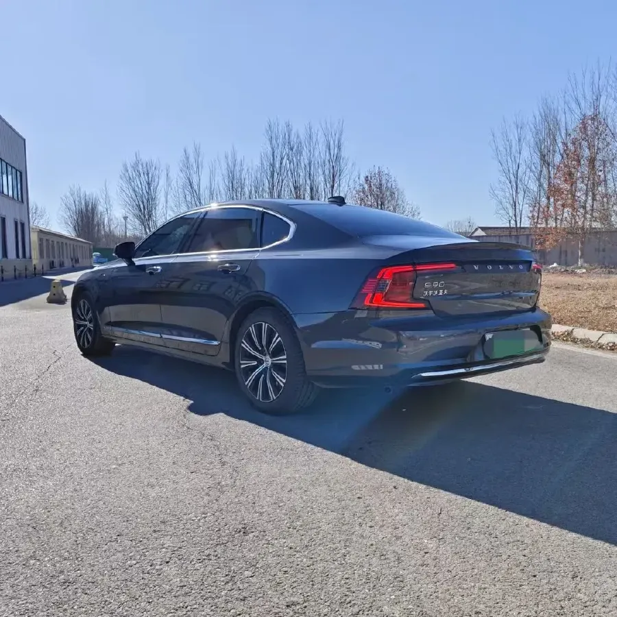 2022 Volvo S90 PHEV 2.0T 303HP L4 8AT PHEV 11.6KWH,autocango,china used car exporter,china ev exporter,chinese used car exporter,chinese used ev exporter