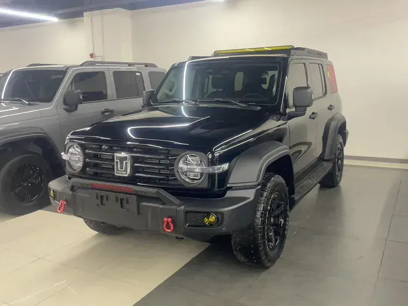 2024 Tank 300 2.0T 227HP L4 8AT