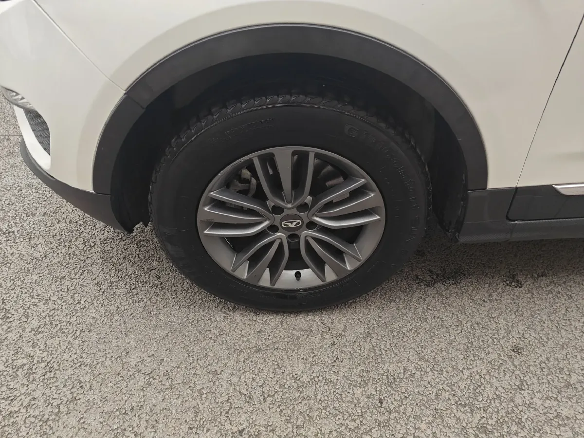 2017 KaiYi X5 2.0L 139HP L4 5MT,autocango,china used car exporter,china ev exporter,chinese used car exporter,chinese used ev exporter